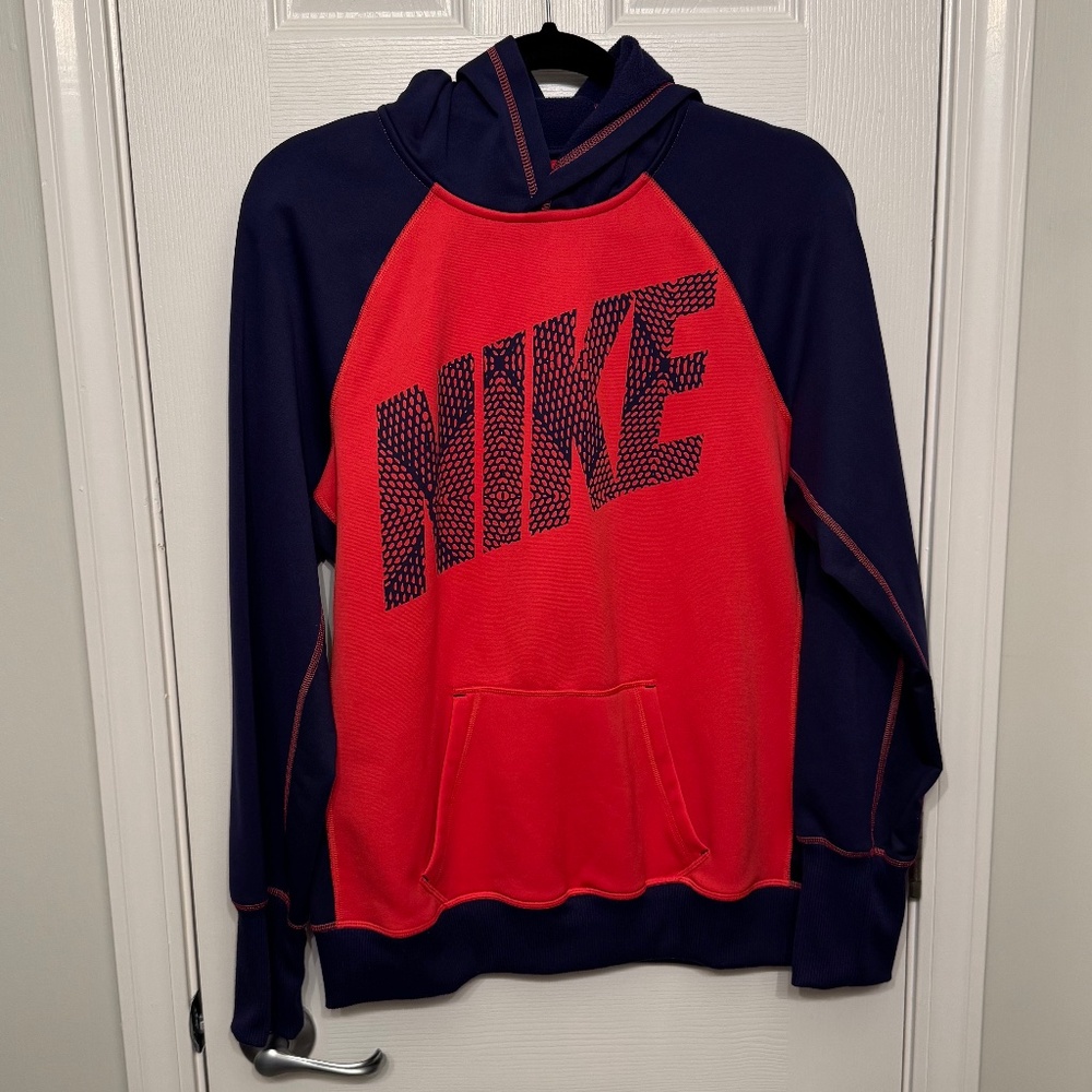 Women's Nike Therma-Fit Hoodie